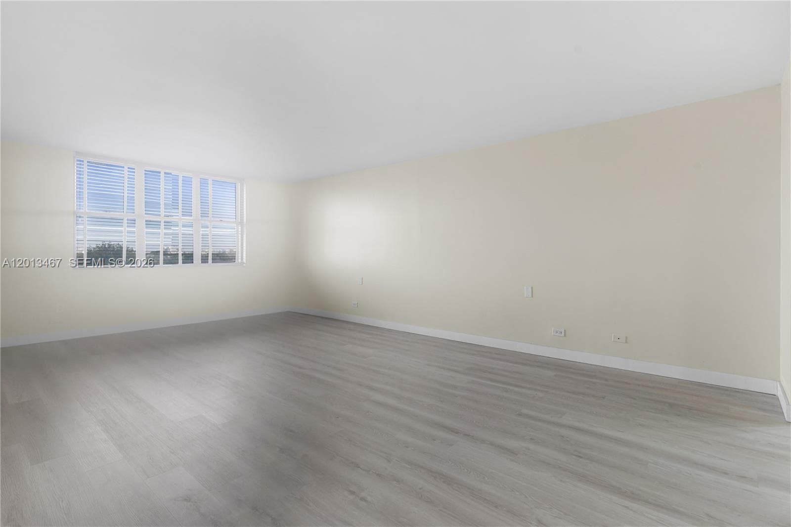1800 114th St 601 photo 24