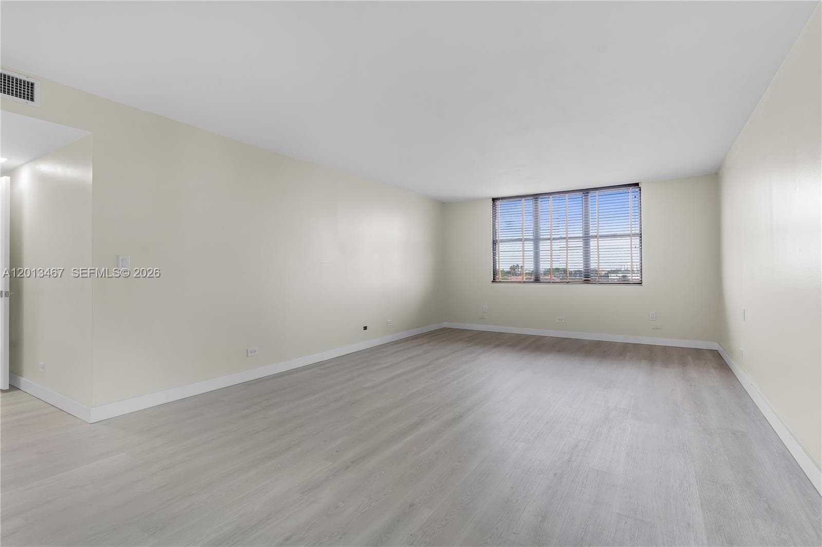 1800 114th St 601 photo 25