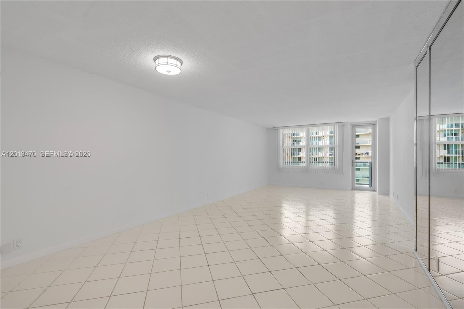 9511 Collins Ave 906 photo 3