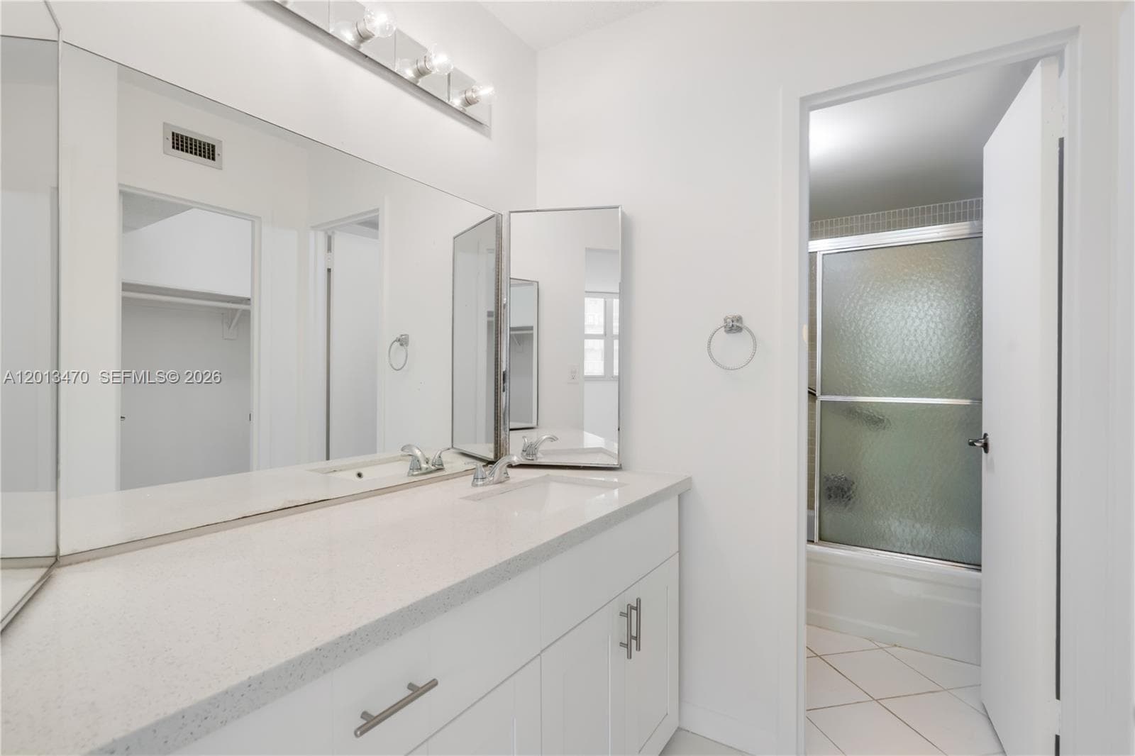 9511 Collins Ave 906 photo 11