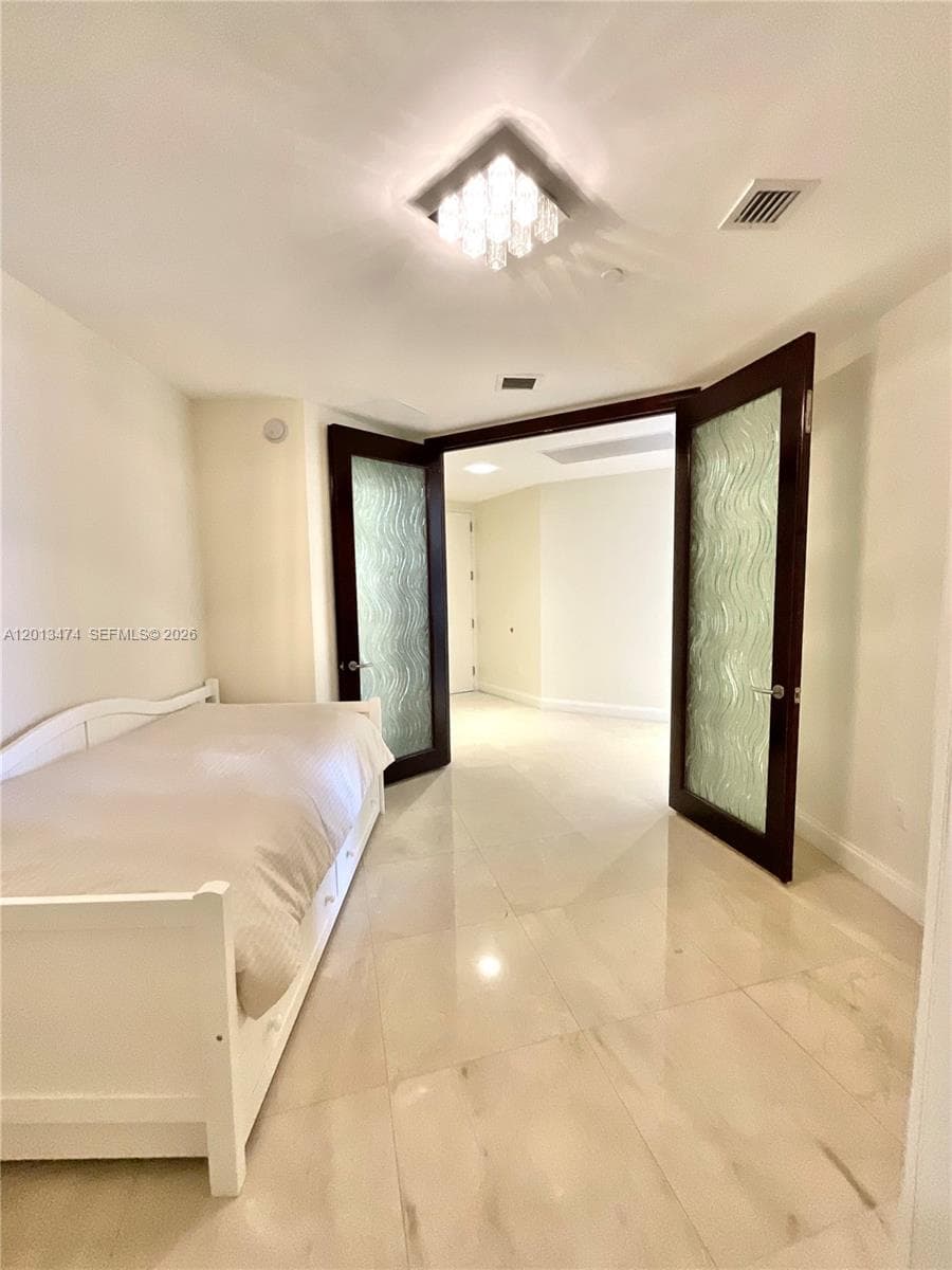 16001 Collins Ave 703 photo 13
