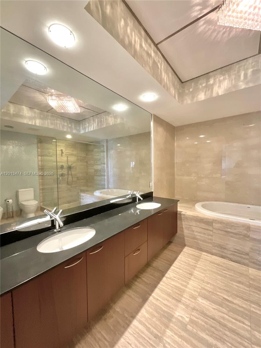 16001 Collins Ave 703 photo 16