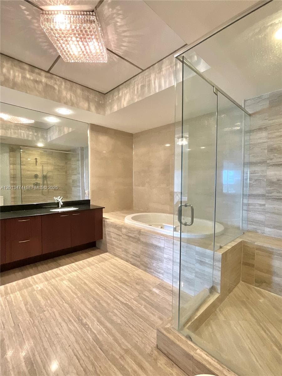 16001 Collins Ave 703 photo 18