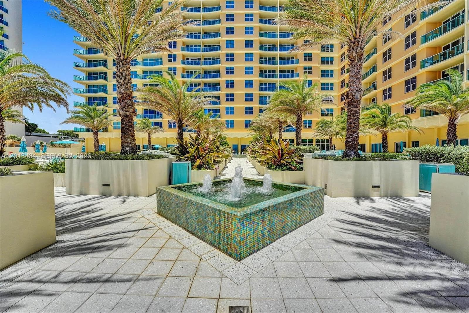 2501 Ocean Dr 1027 photo 22