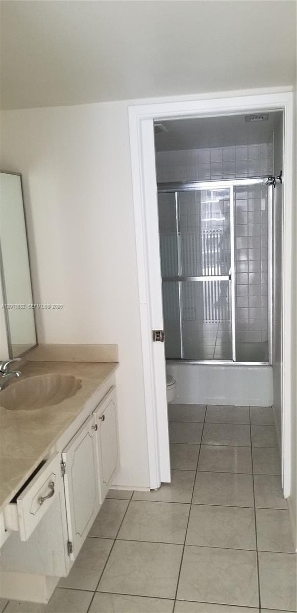 1901 Brickell Ave B906 photo 6