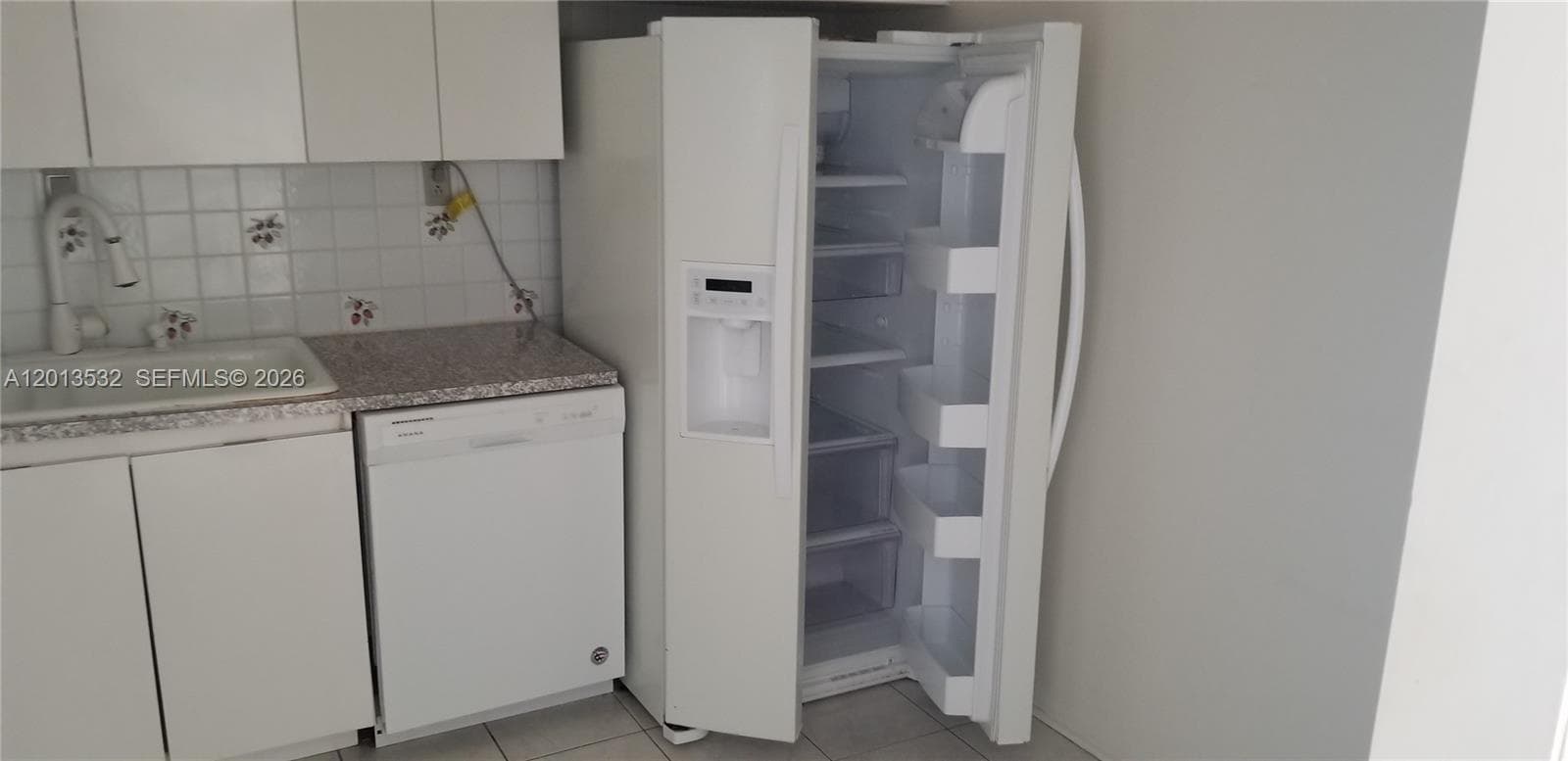 1901 Brickell Ave B906 photo 9