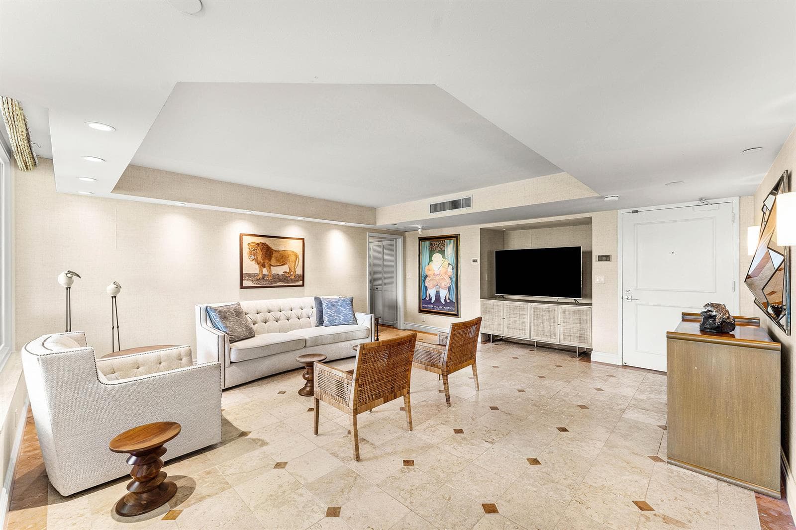 100 SE 5th Avenue 410 photo 8