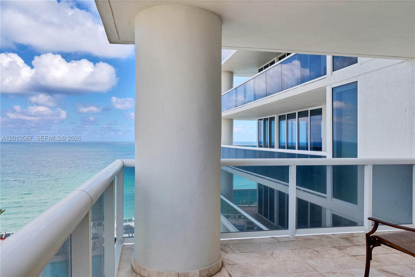 1850 Ocean Dr 1410 photo 13