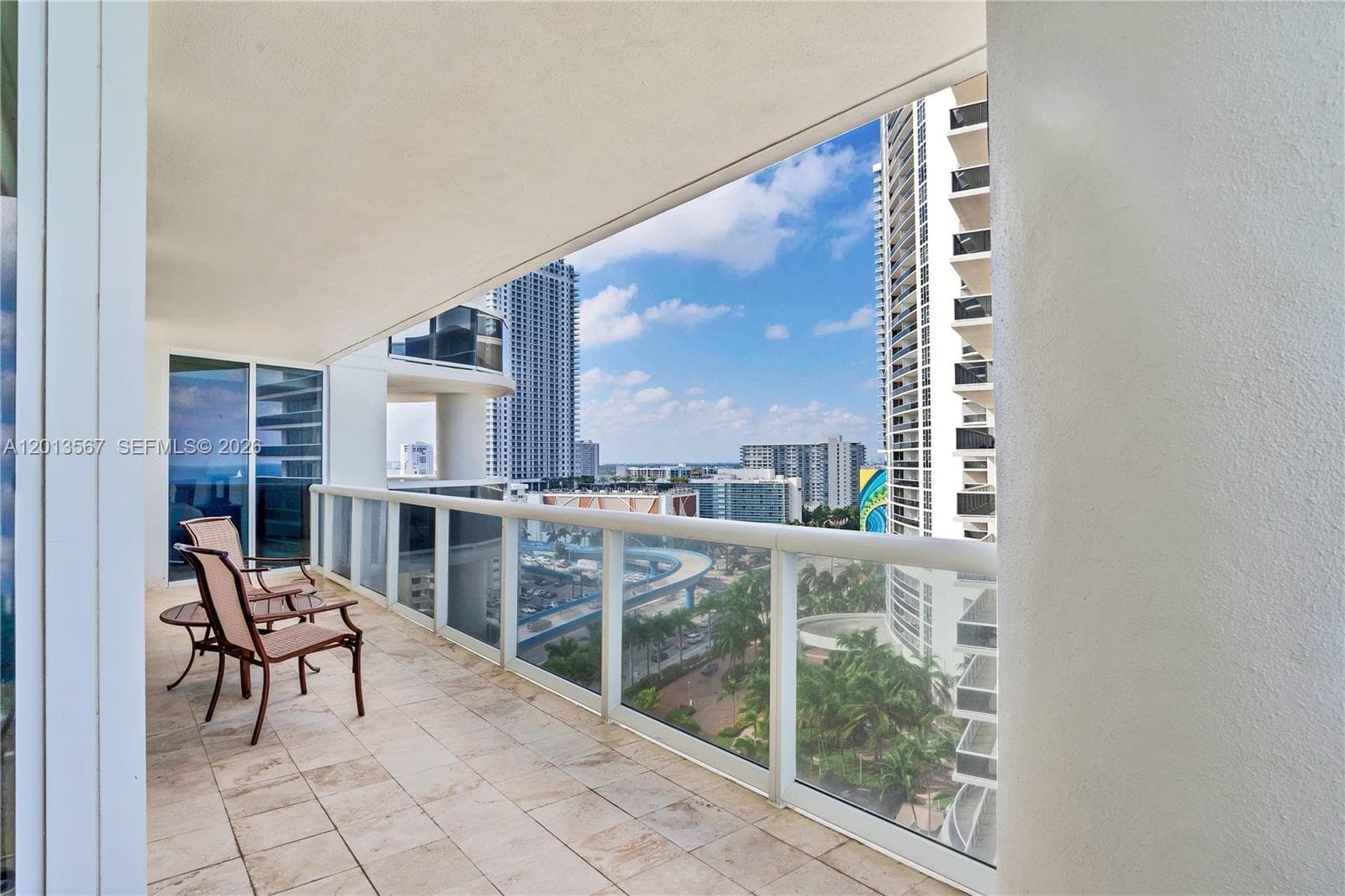 1850 Ocean Dr 1410 photo 14