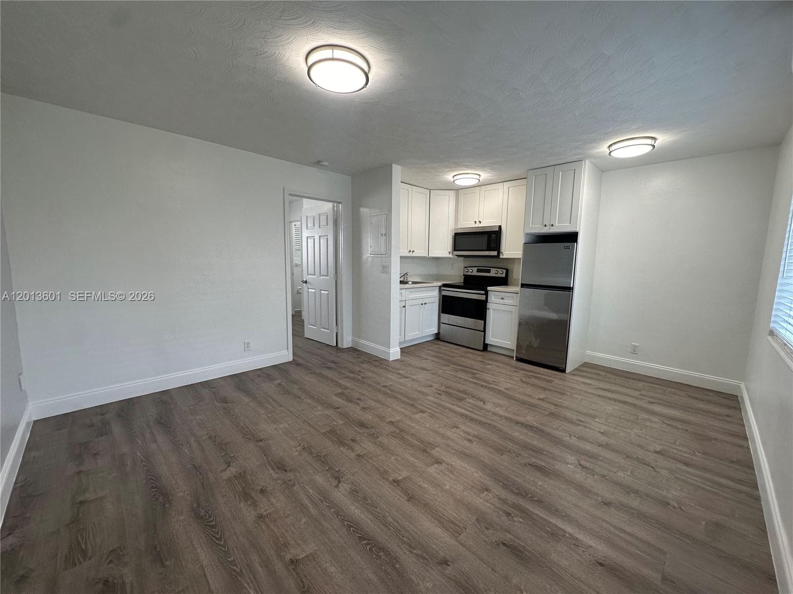 4246 Seagrape Dr 1 photo 3