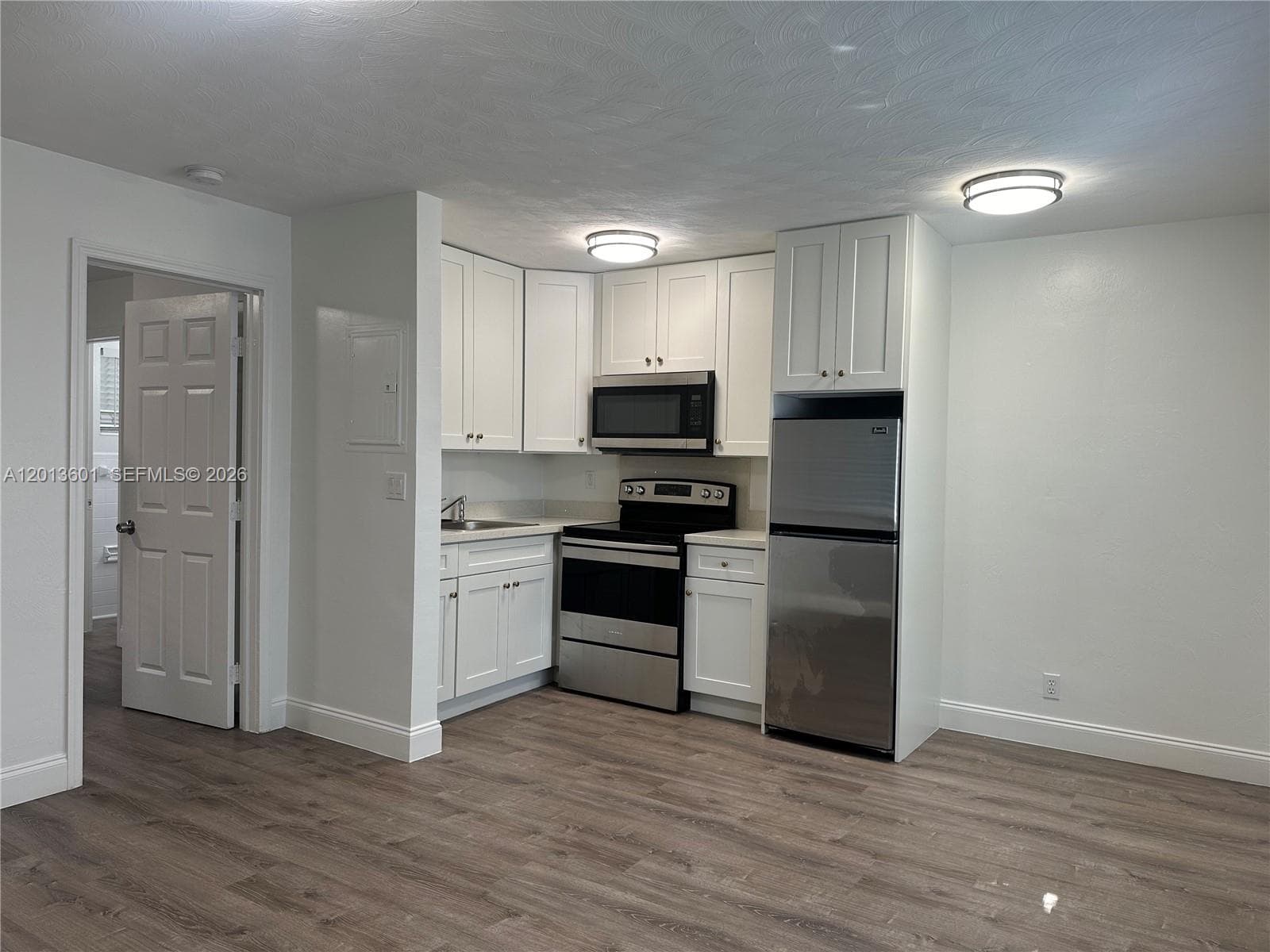 4246 Seagrape Dr 1 photo 5