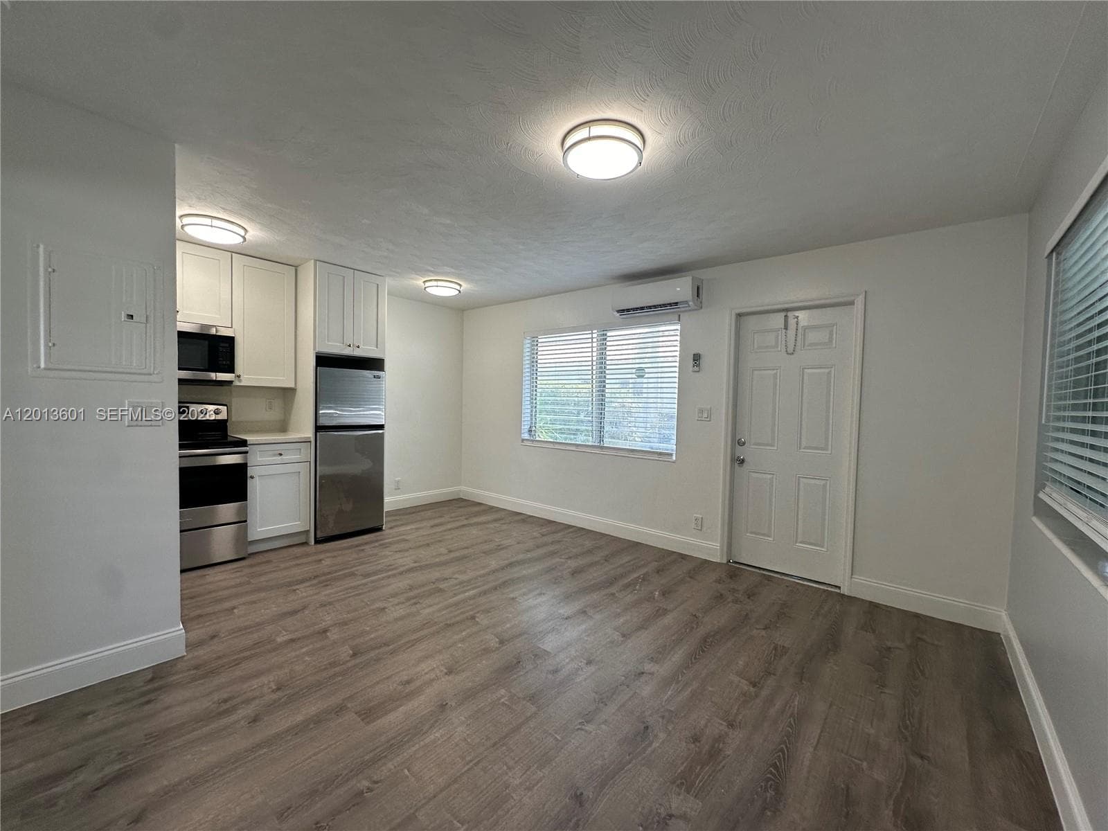 4246 Seagrape Dr 1 photo 4