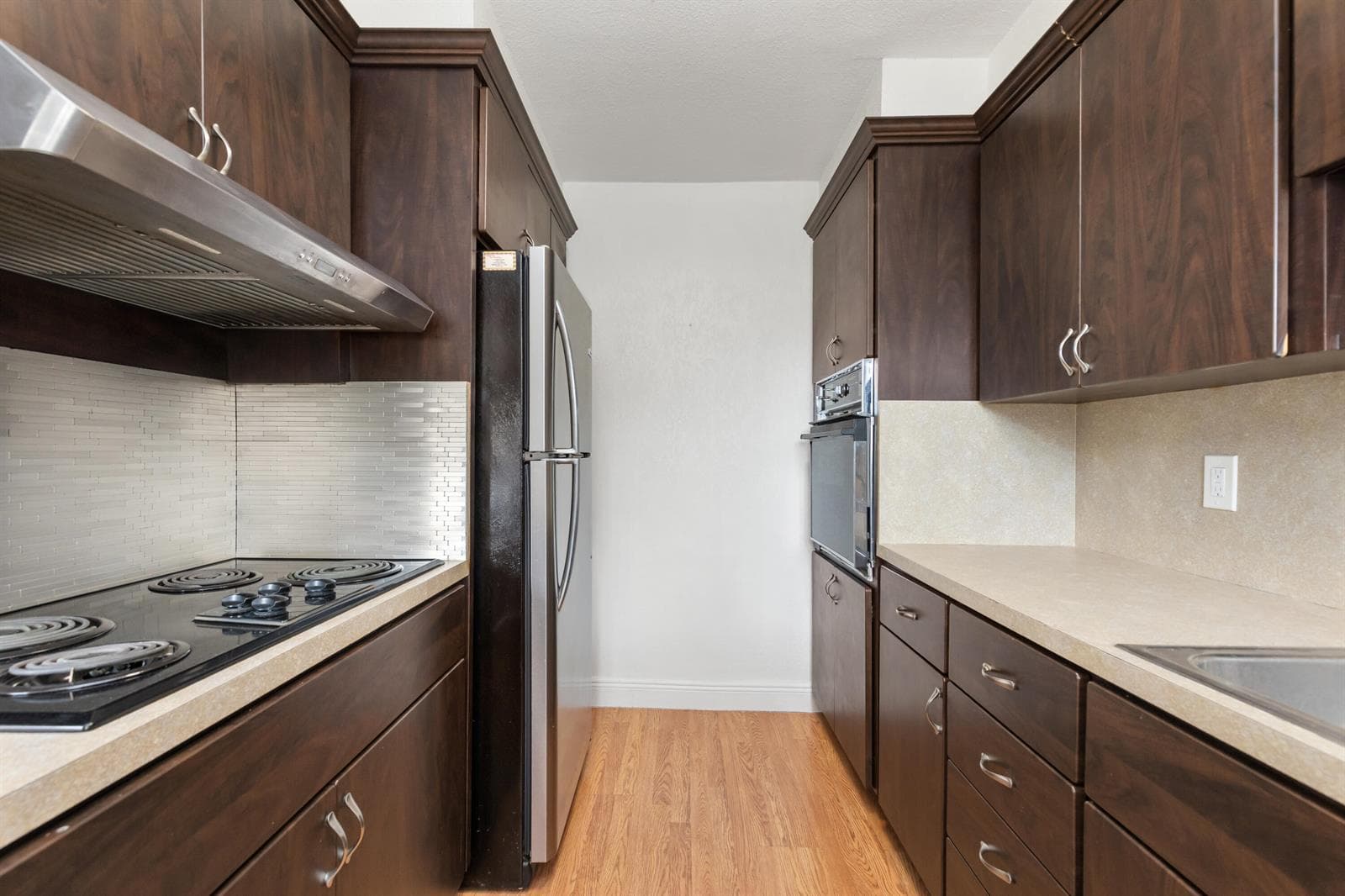 401 N Riverside Drive 406 photo 17