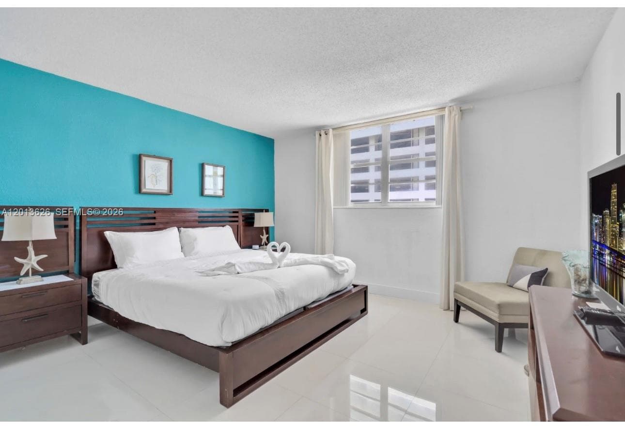 4001 Ocean Dr 7B photo 13