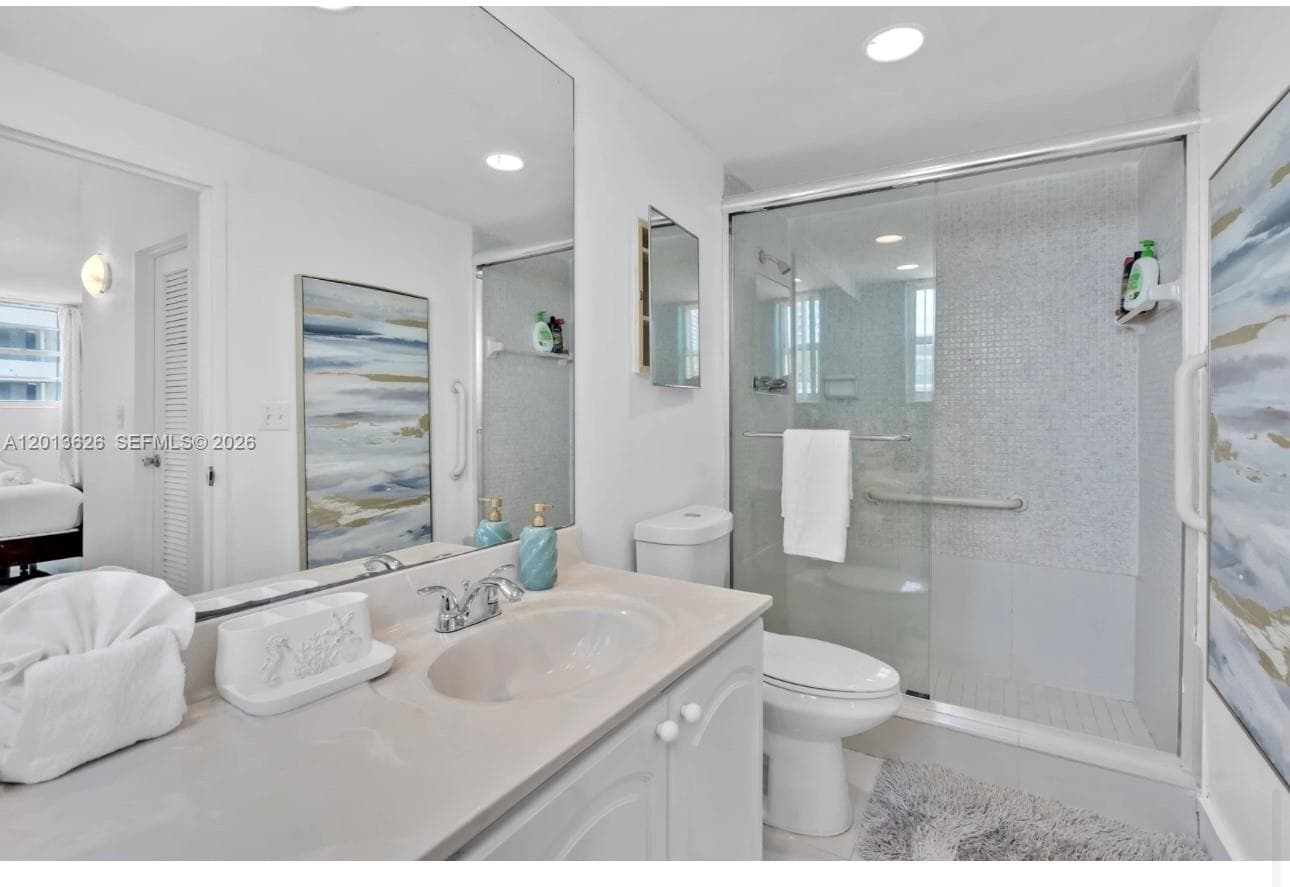 4001 Ocean Dr 7B photo 19