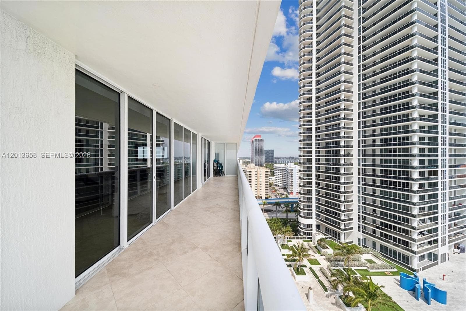 1830 Ocean Dr 1701 photo 16