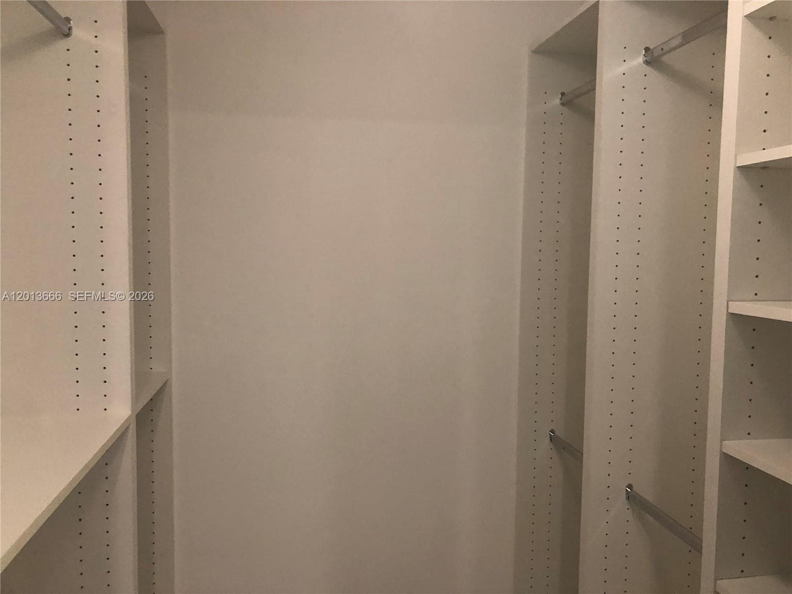 488 18th St 2203 photo 6