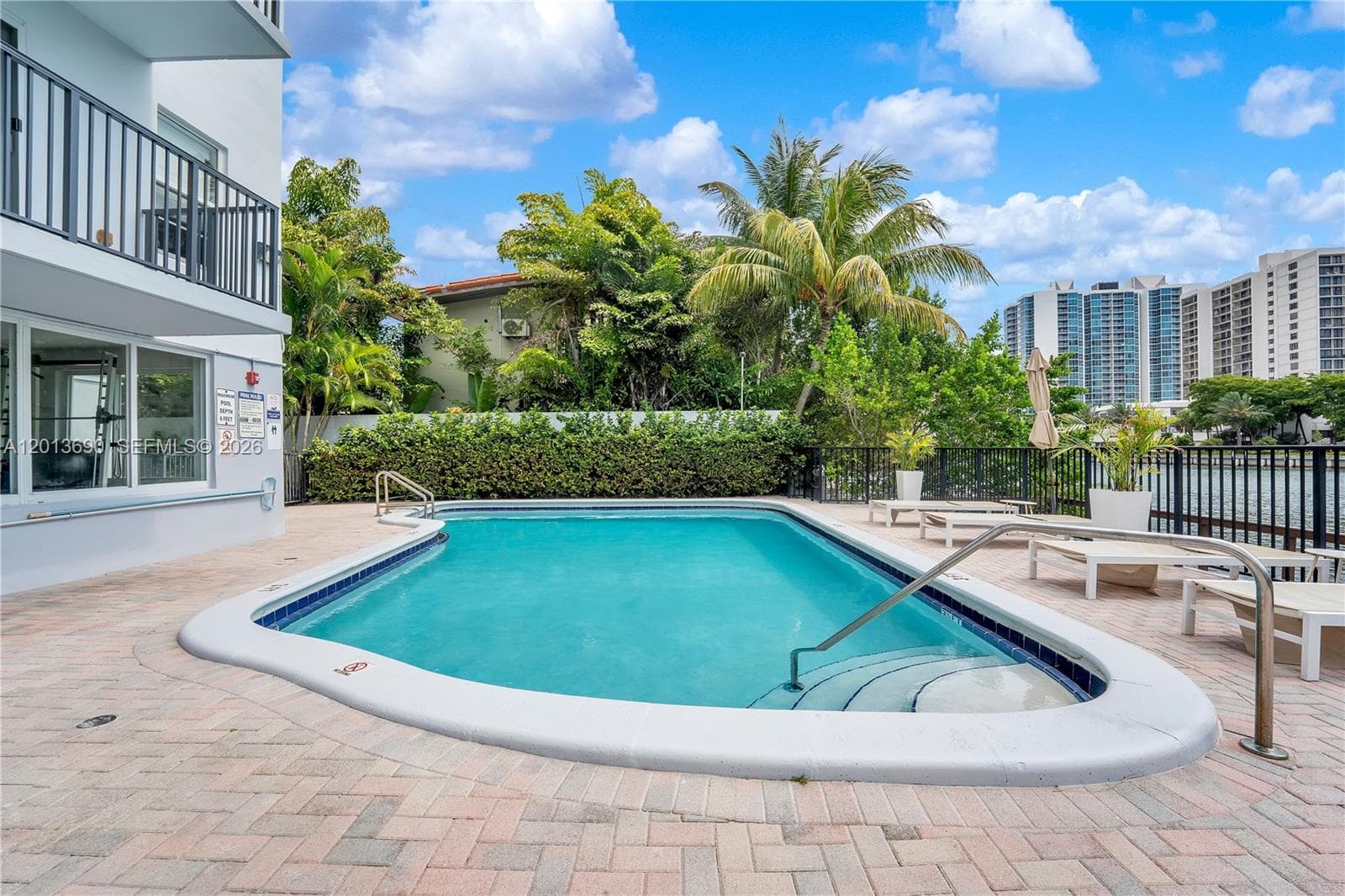 2455 Flamingo Dr 501 photo 25