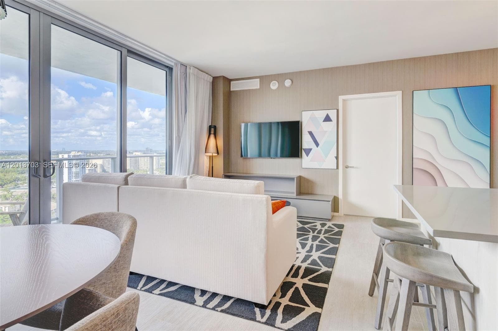 4010 S Ocean Dr R2106 photo 3