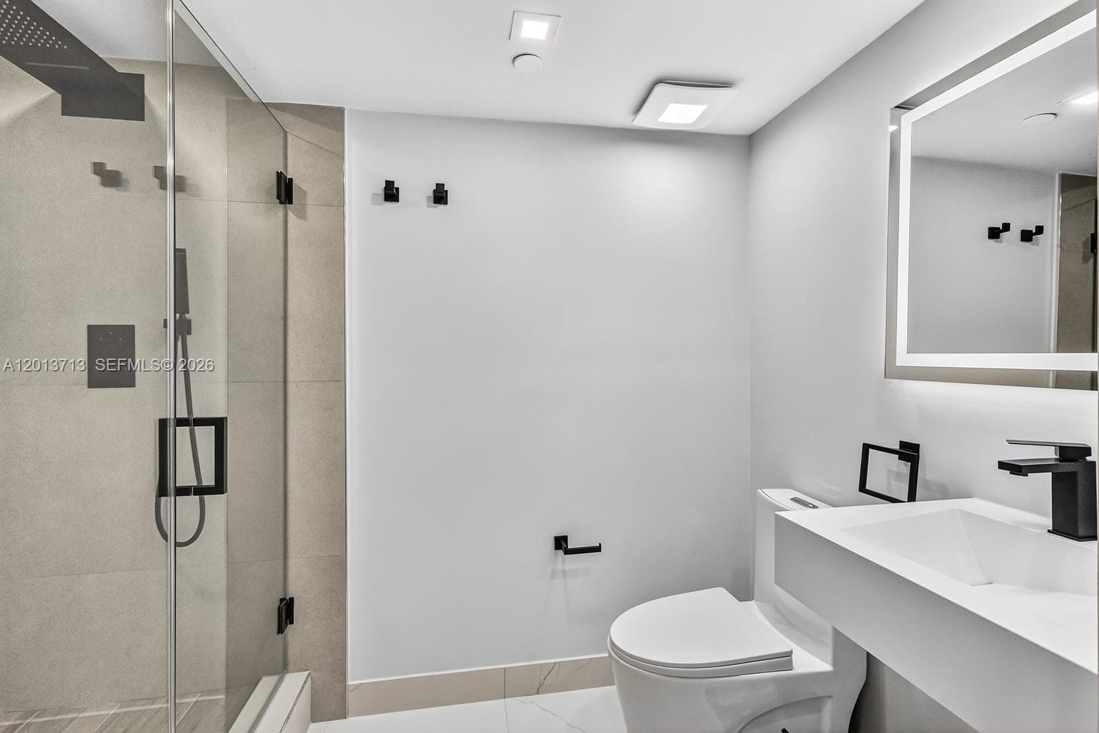 16445 Collins Ave 922 photo 14