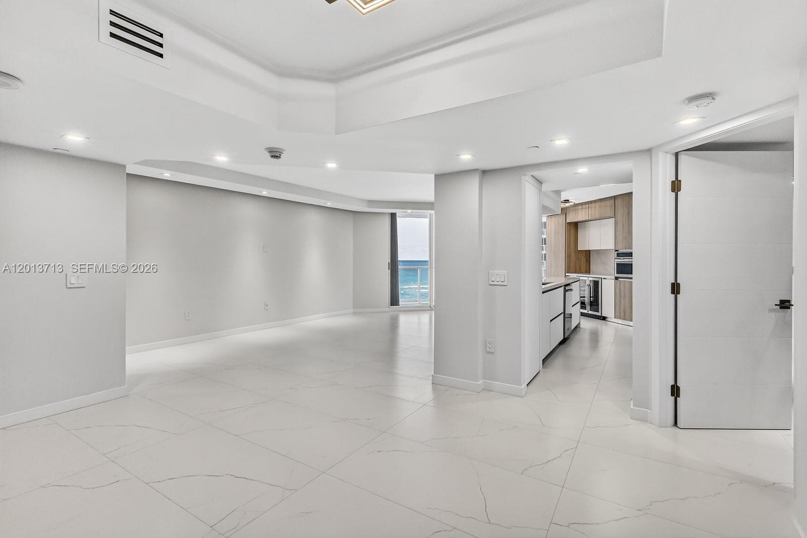 16445 Collins Ave 922 photo 15