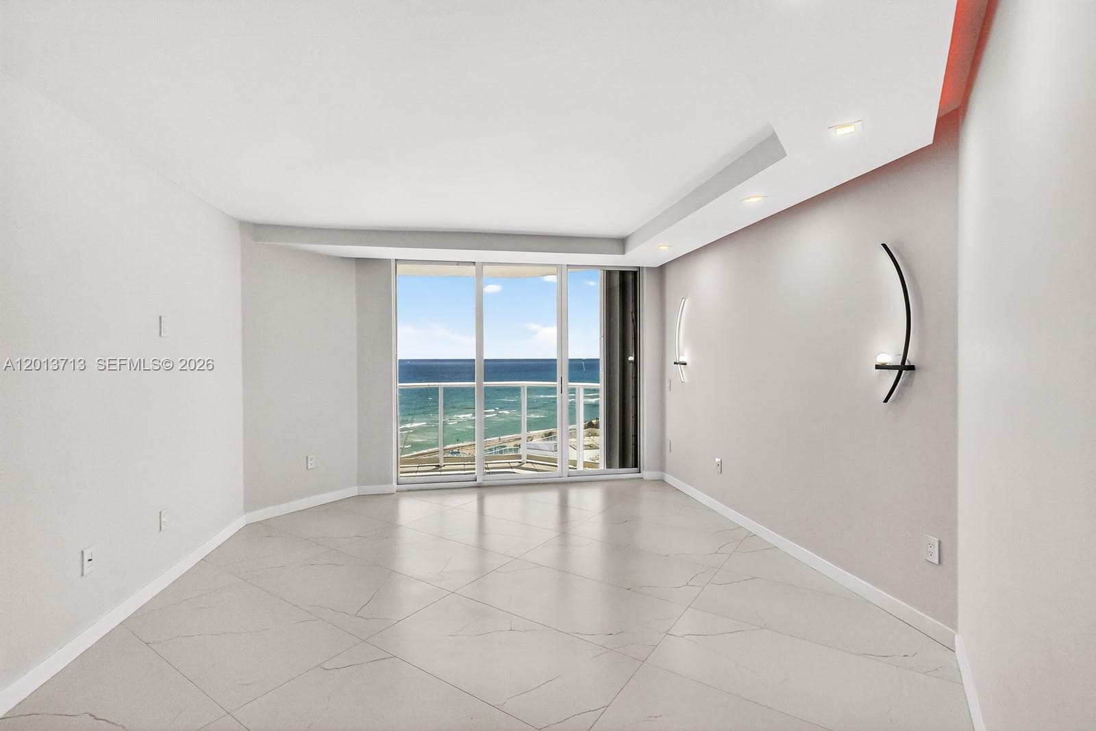 16445 Collins Ave 922 photo 19
