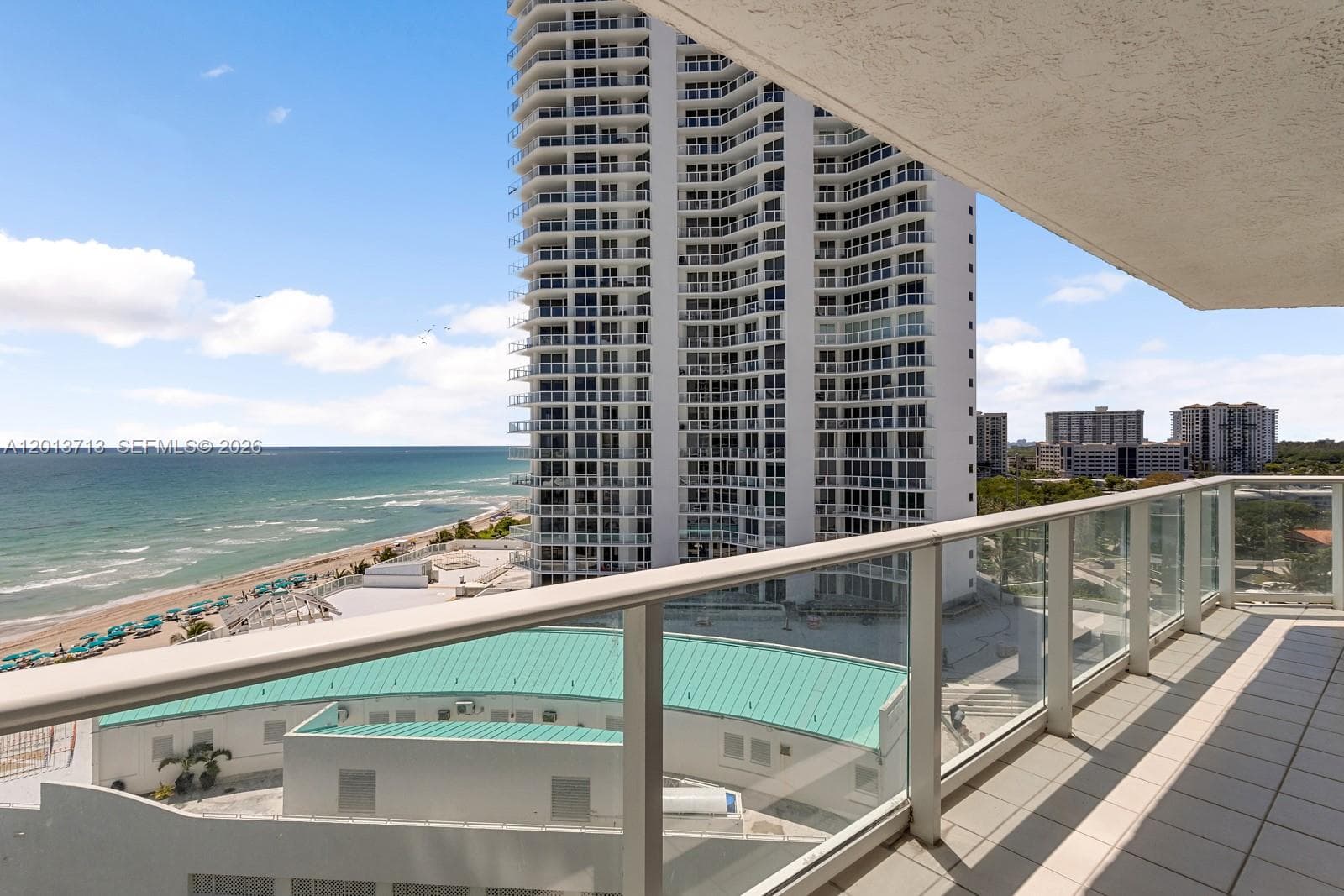 16445 Collins Ave 922 photo 25