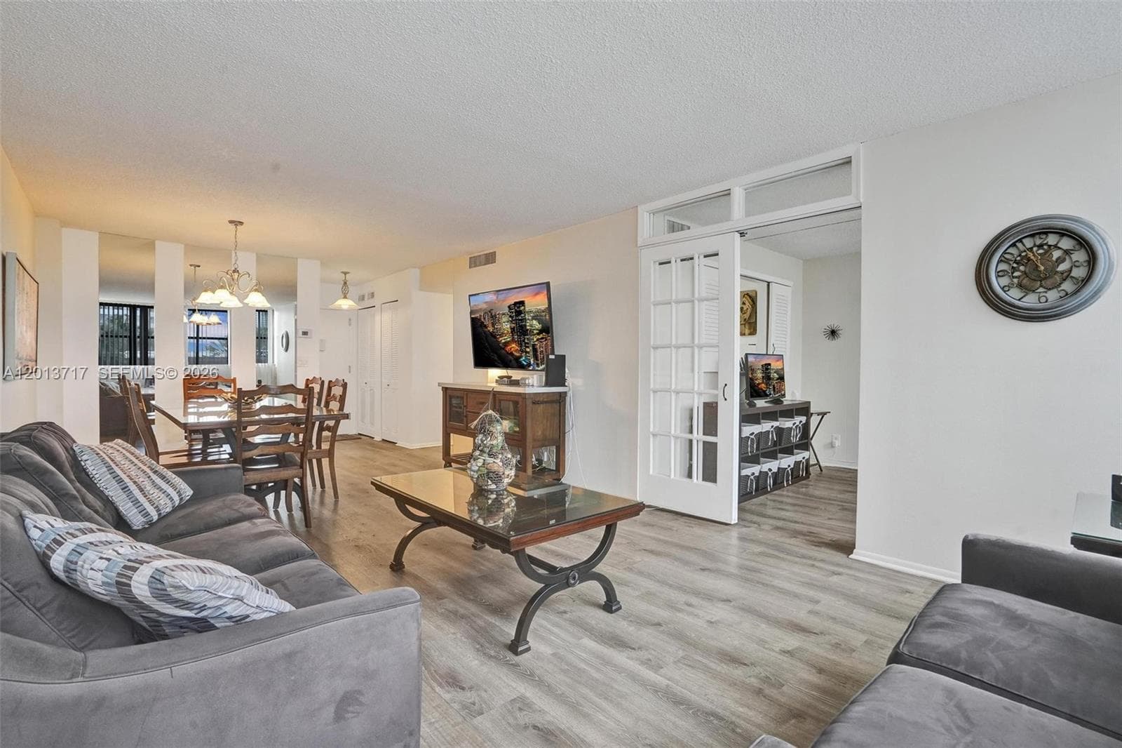 2017 S Ocean Dr 205 photo 2