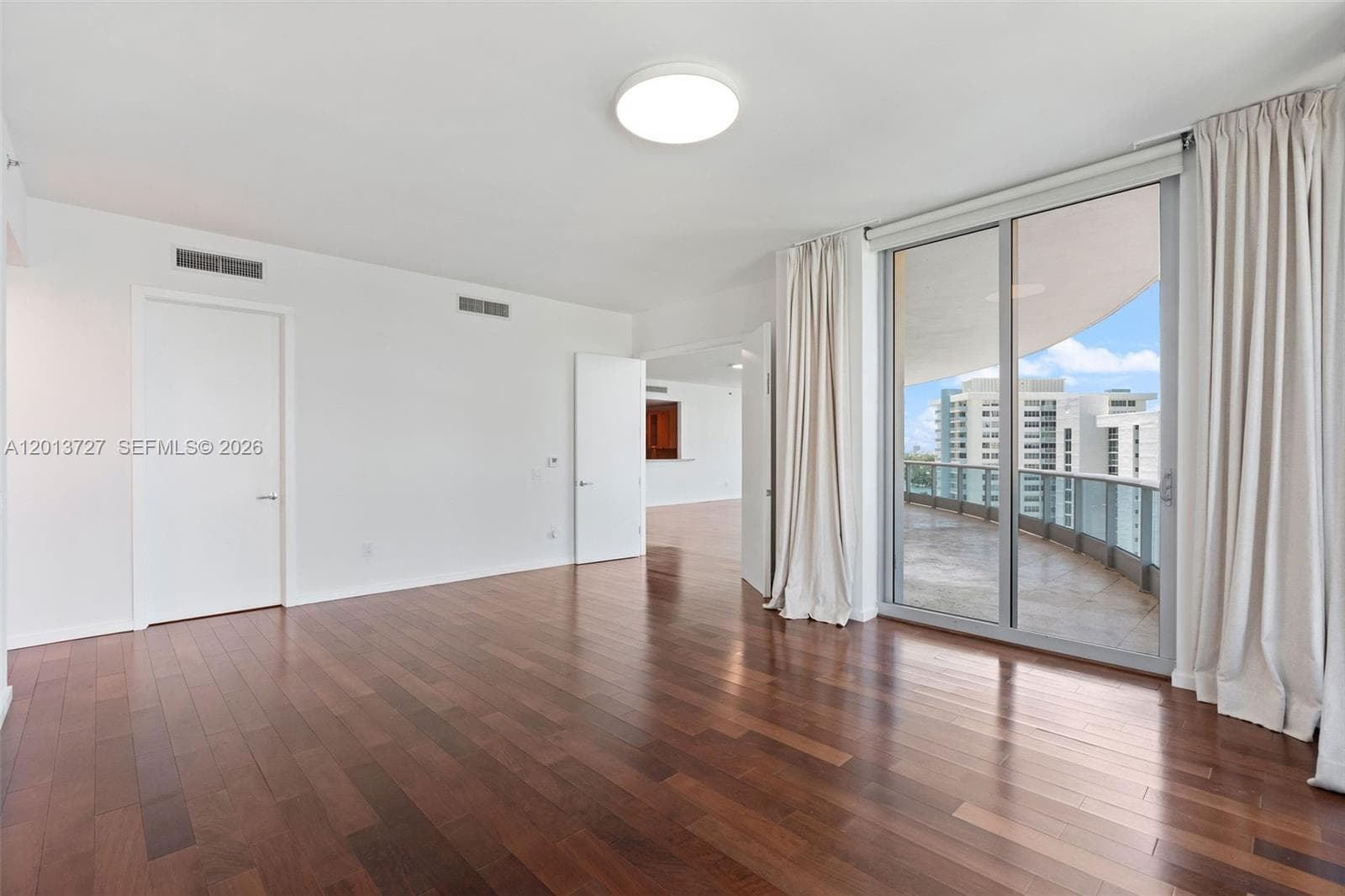 5959 Collins Ave 1101 photo 12