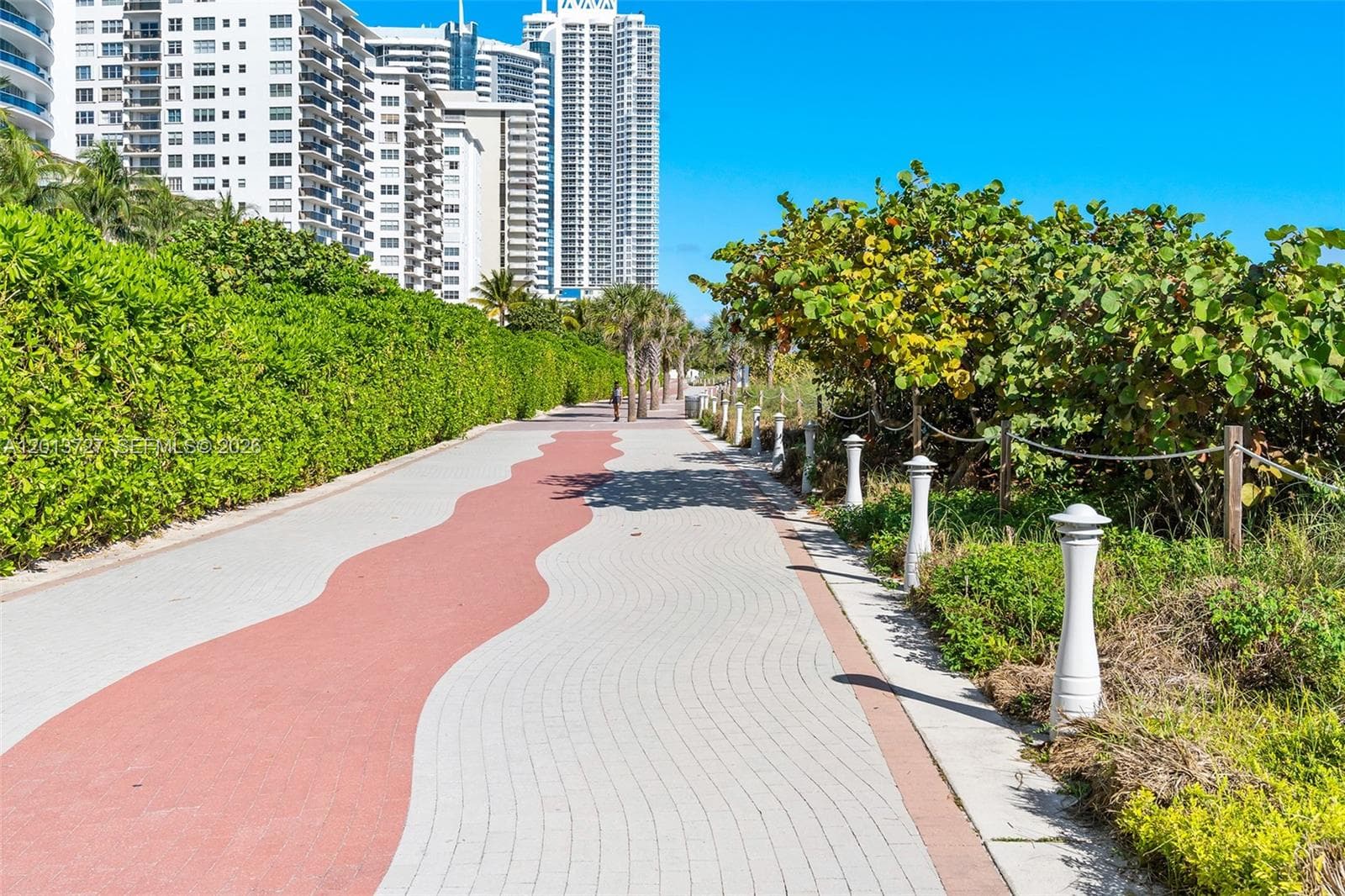 5959 Collins Ave 1101 photo 12