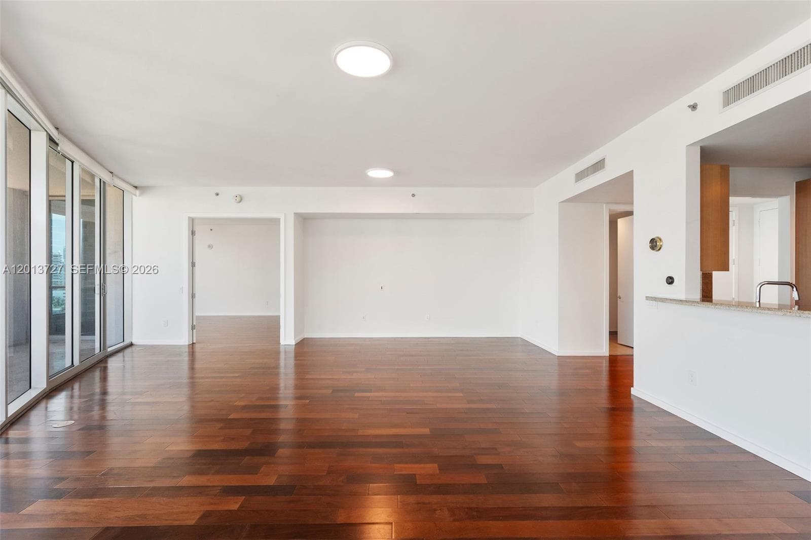 5959 Collins Ave 1101 photo 5