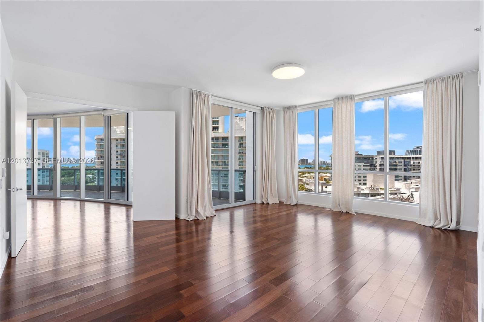 5959 Collins Ave 1101 photo 11