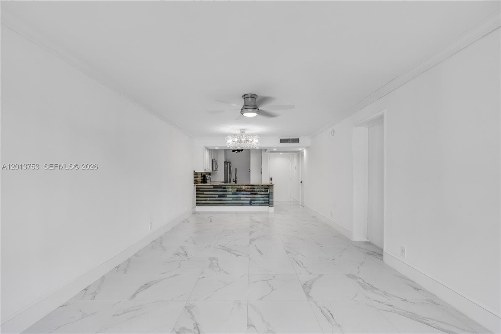 12 Royal Palm Way 103 photo 7
