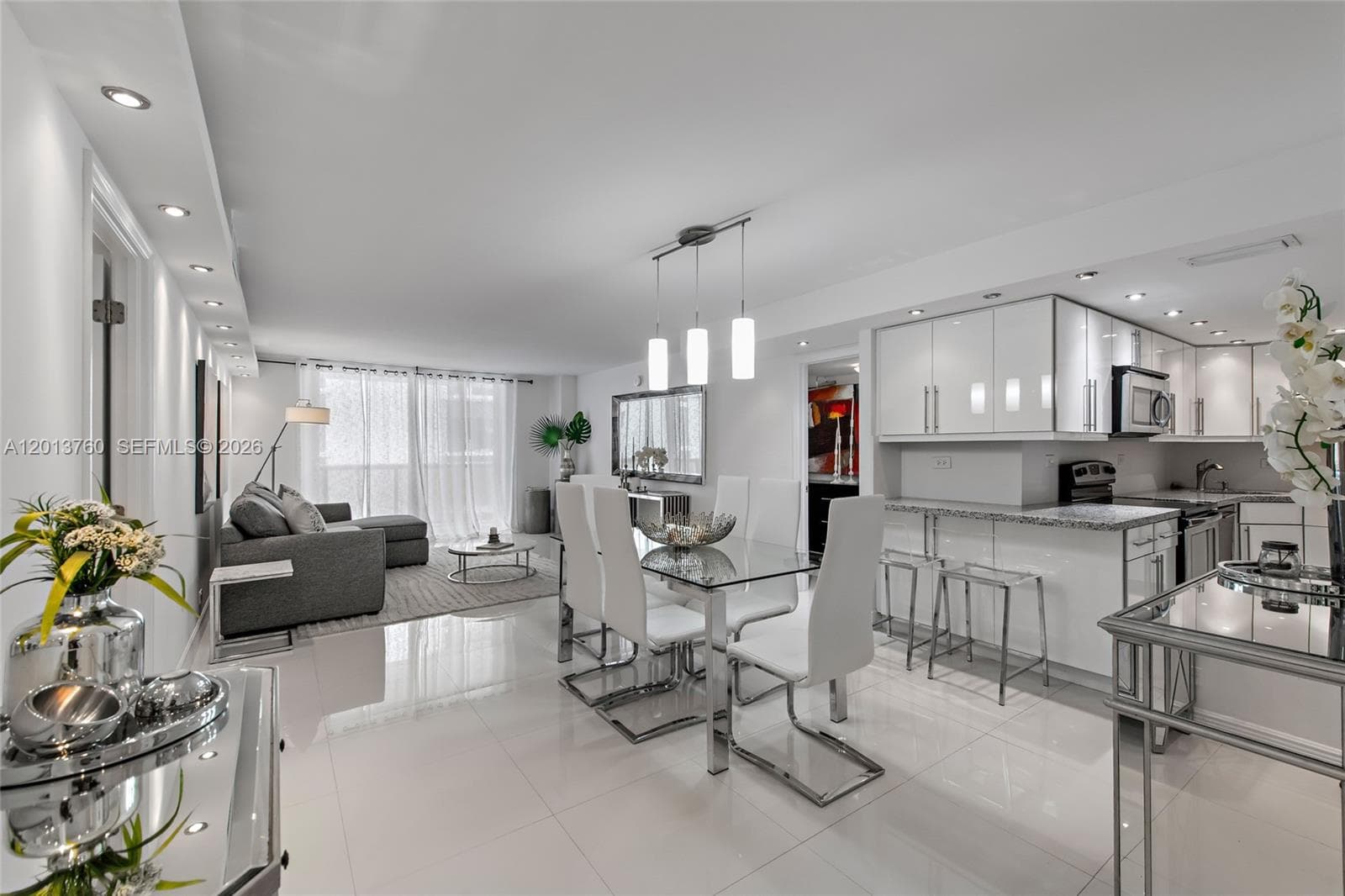 6039 Collins Ave PH7 photo 16