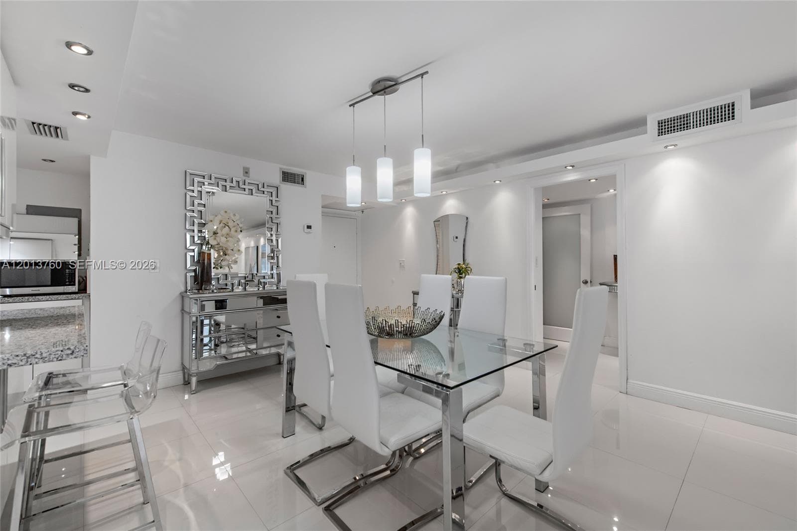 6039 Collins Ave PH7 photo 20