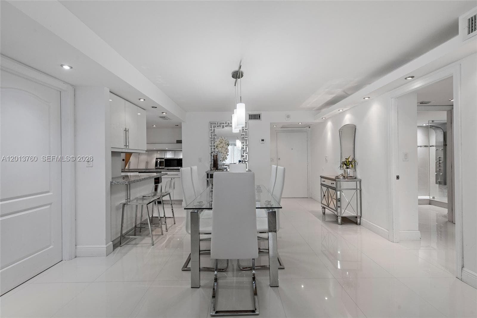 6039 Collins Ave PH7 photo 15