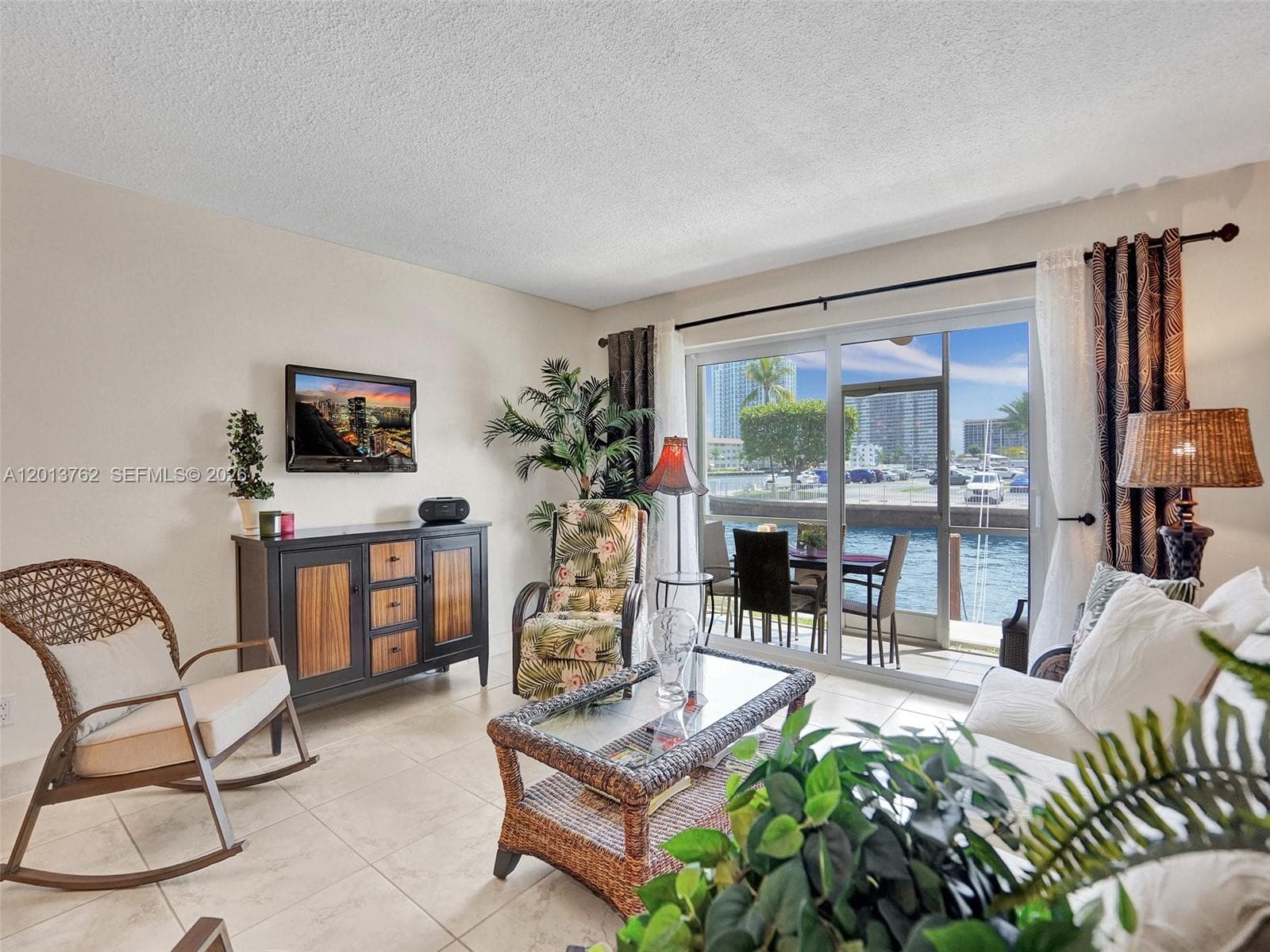 2600 Diana Dr 105 photo 5