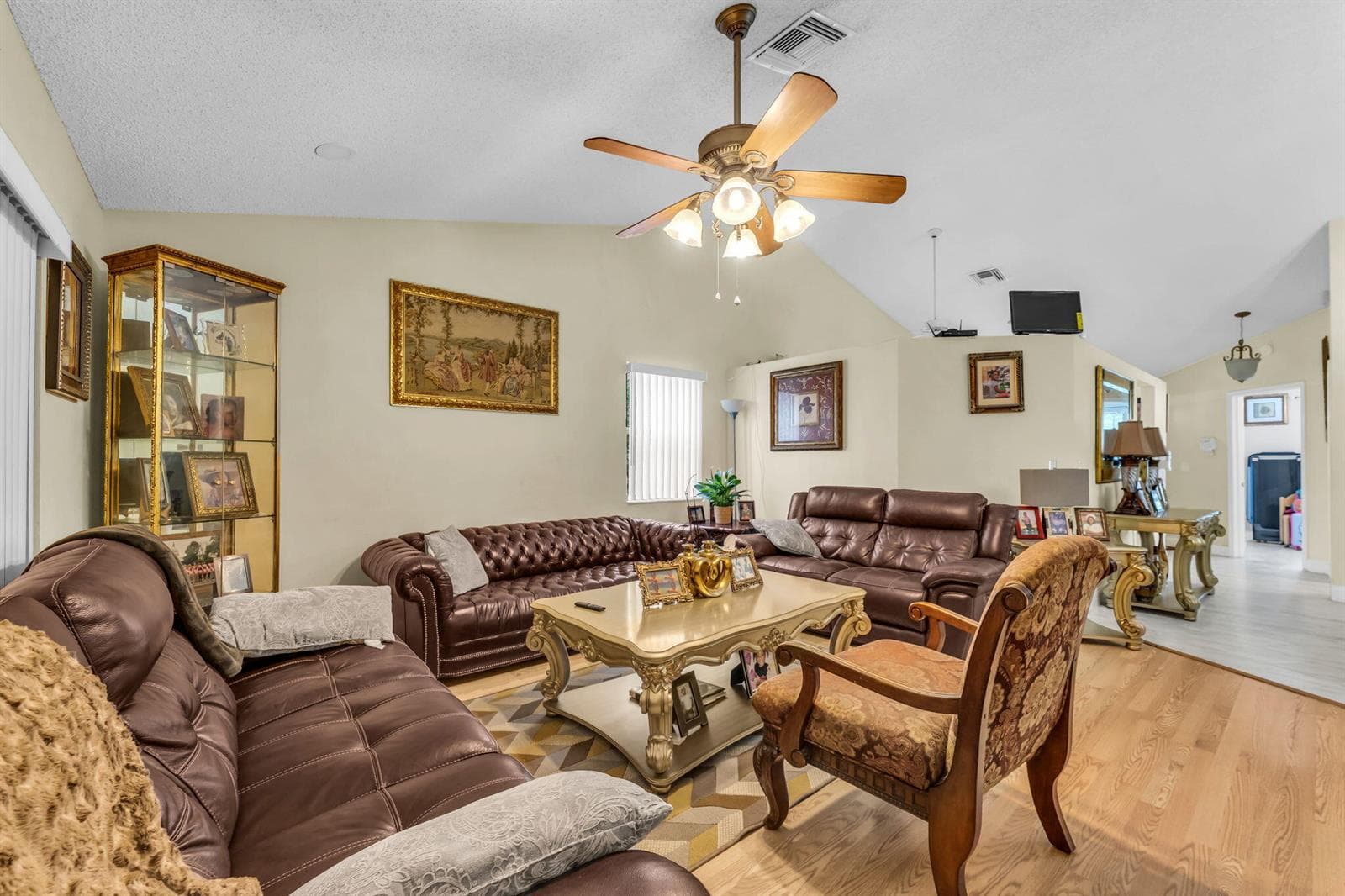 143 W Tara Lakes Dr Drive W photo 21