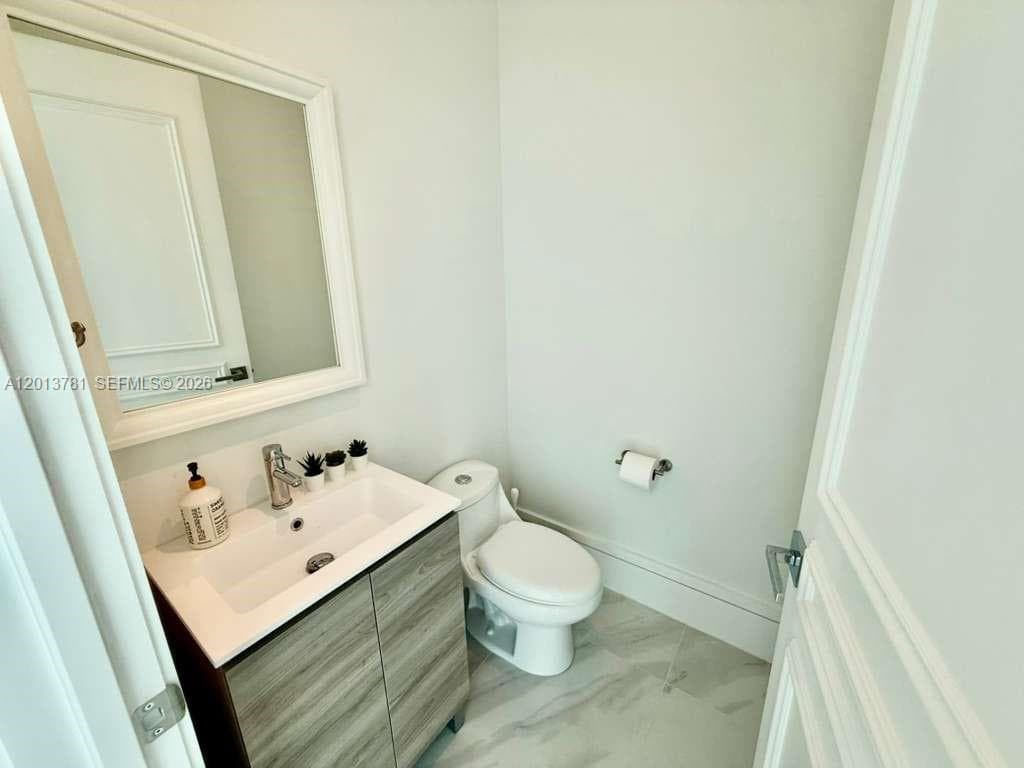 900 Brickell Key Blvd 2604 photo 16