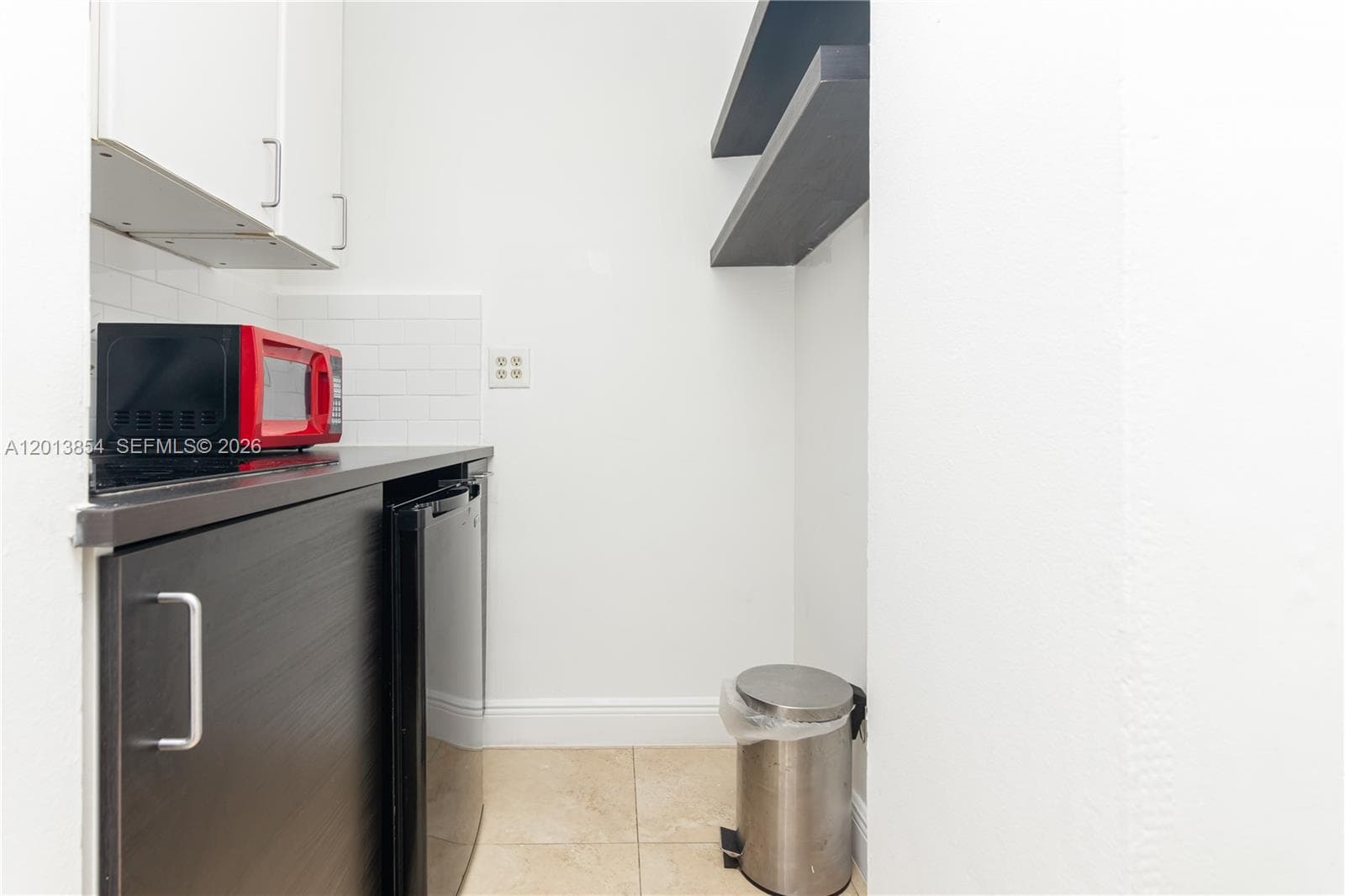 5445 Collins Ave 627 photo 23