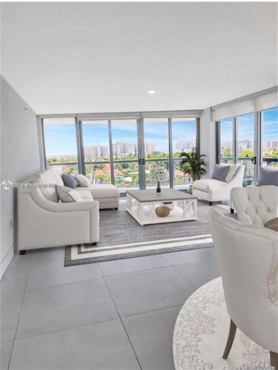 9261 Bay Harbor Dr 704 photo 8