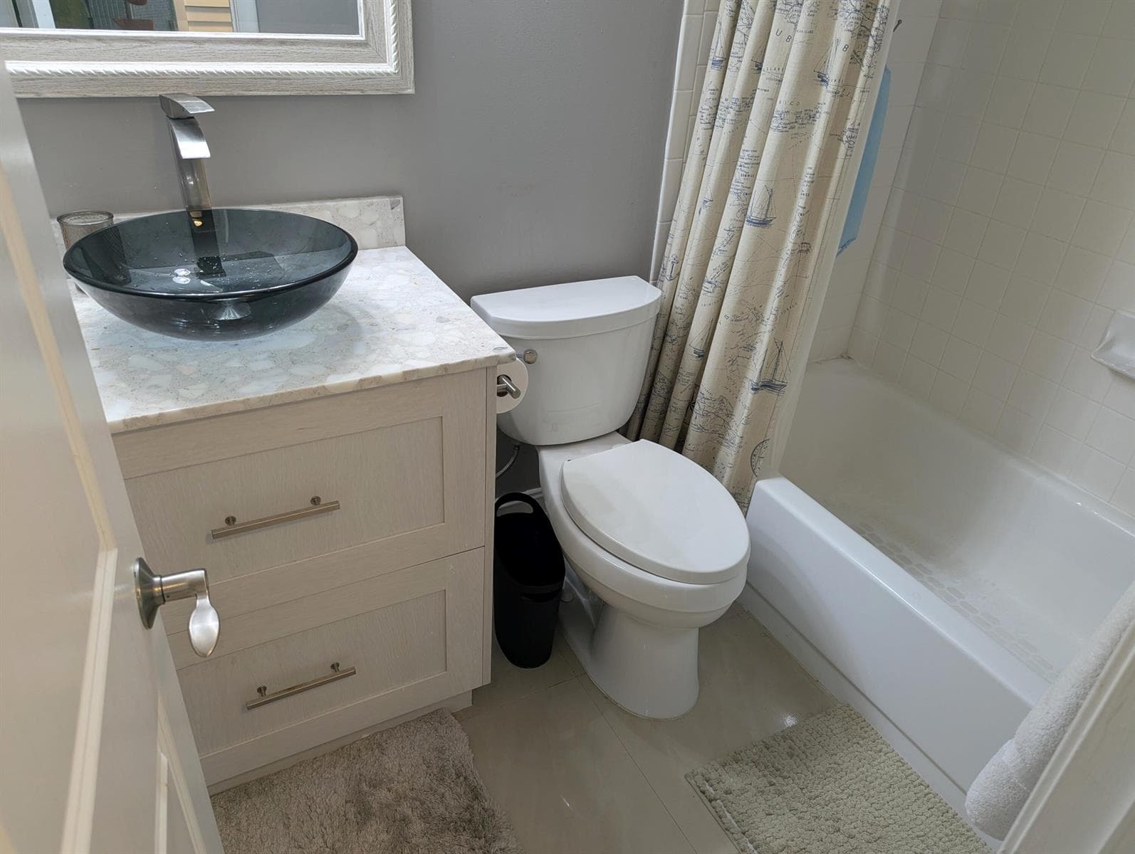 1045 Lake Shore Drive 202 photo 19