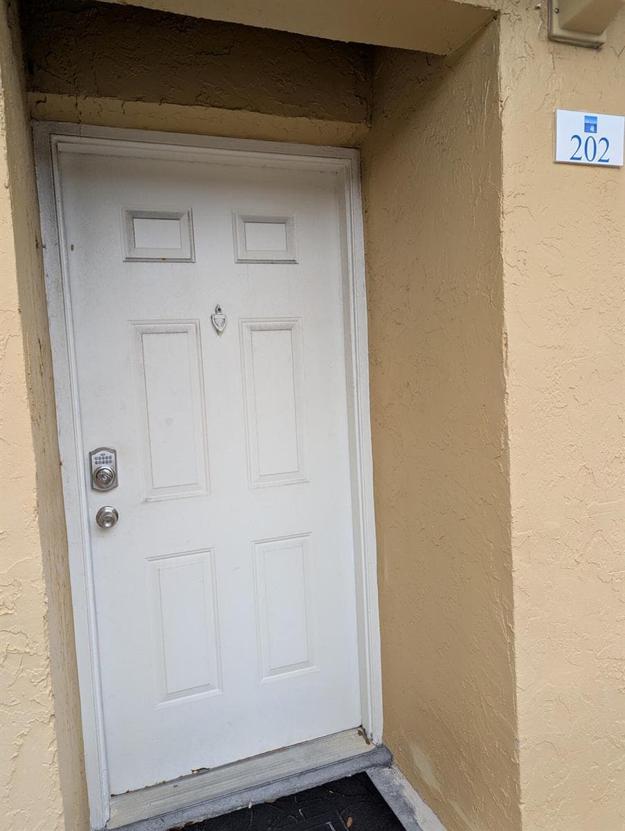 1045 Lake Shore Drive 202 photo 21