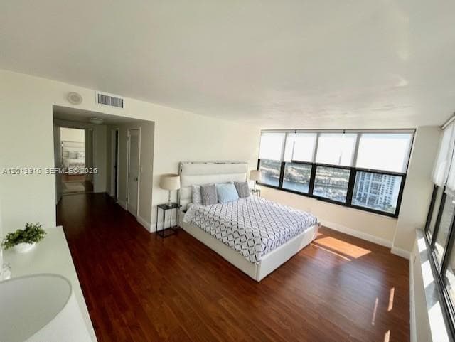 2500 Parkview Dr 2114 photo 10
