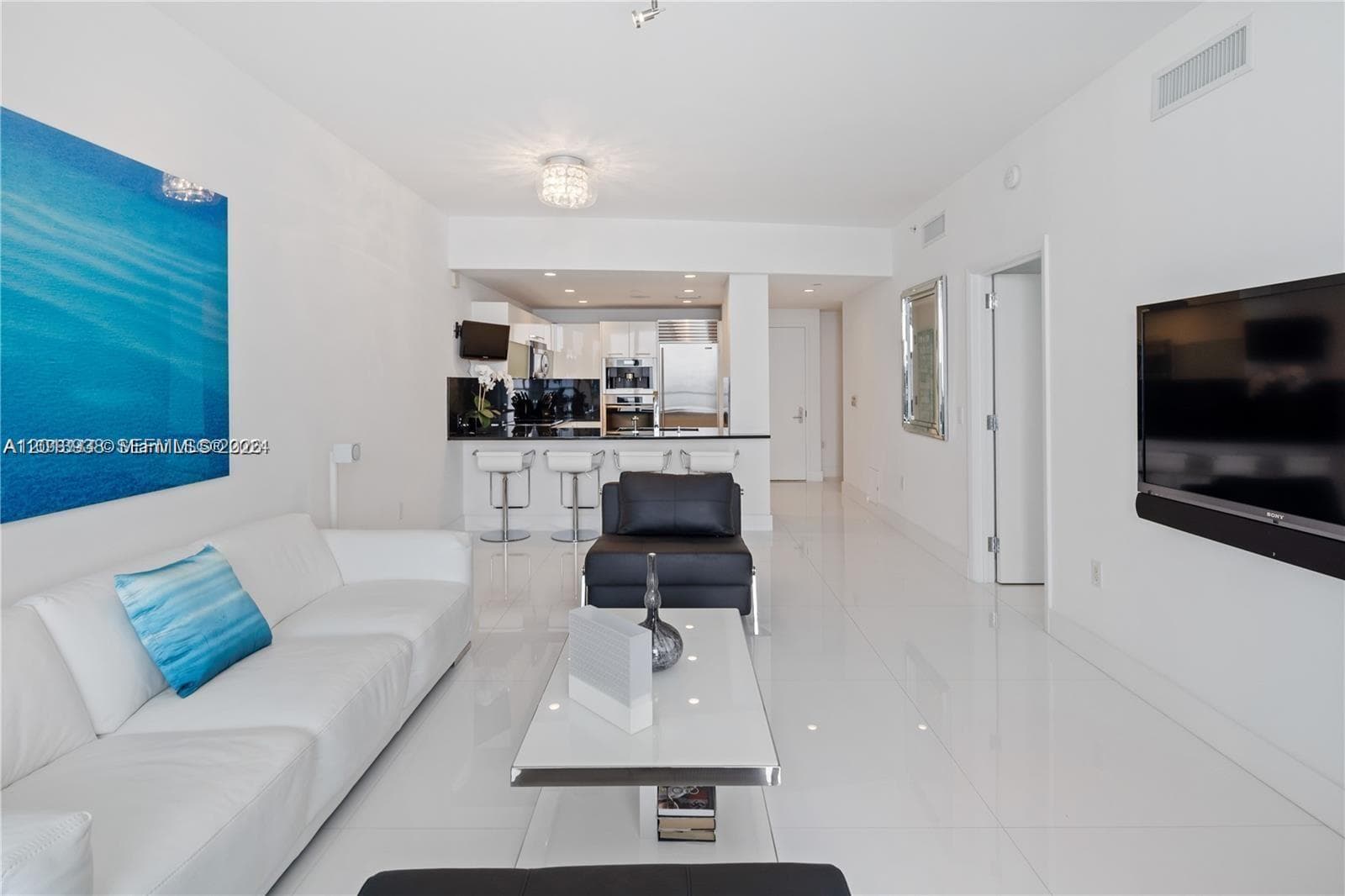 17121 Collins Ave 1703 photo 2