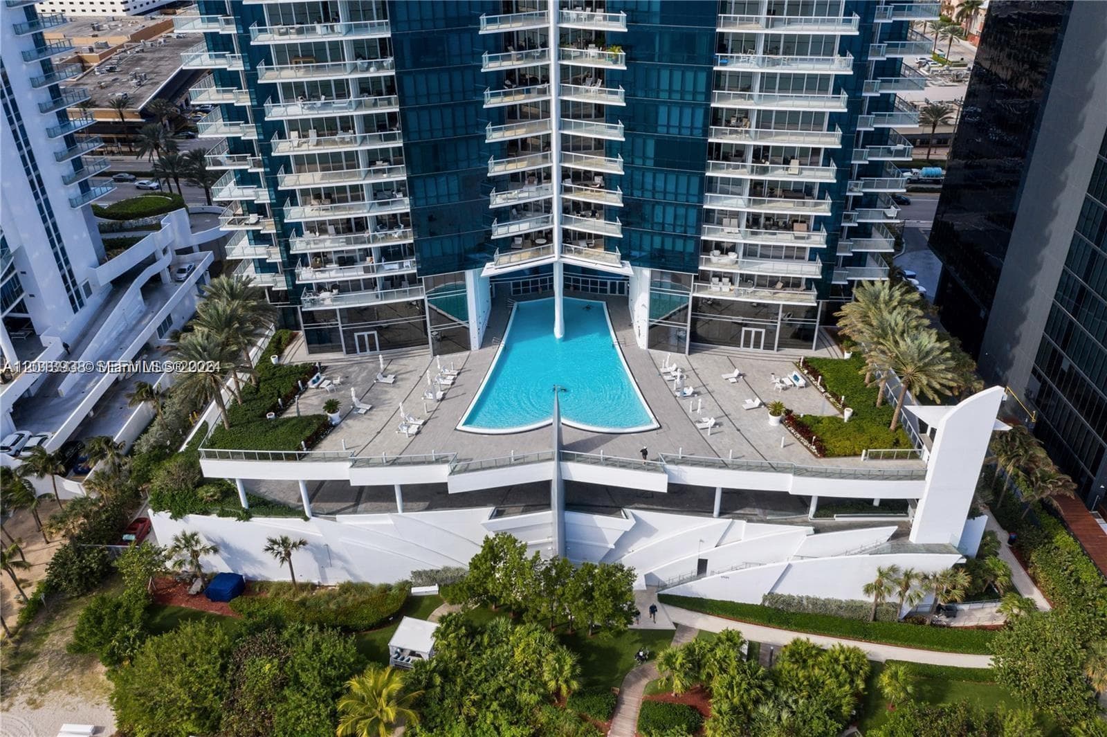 17121 Collins Ave 1703 photo 20