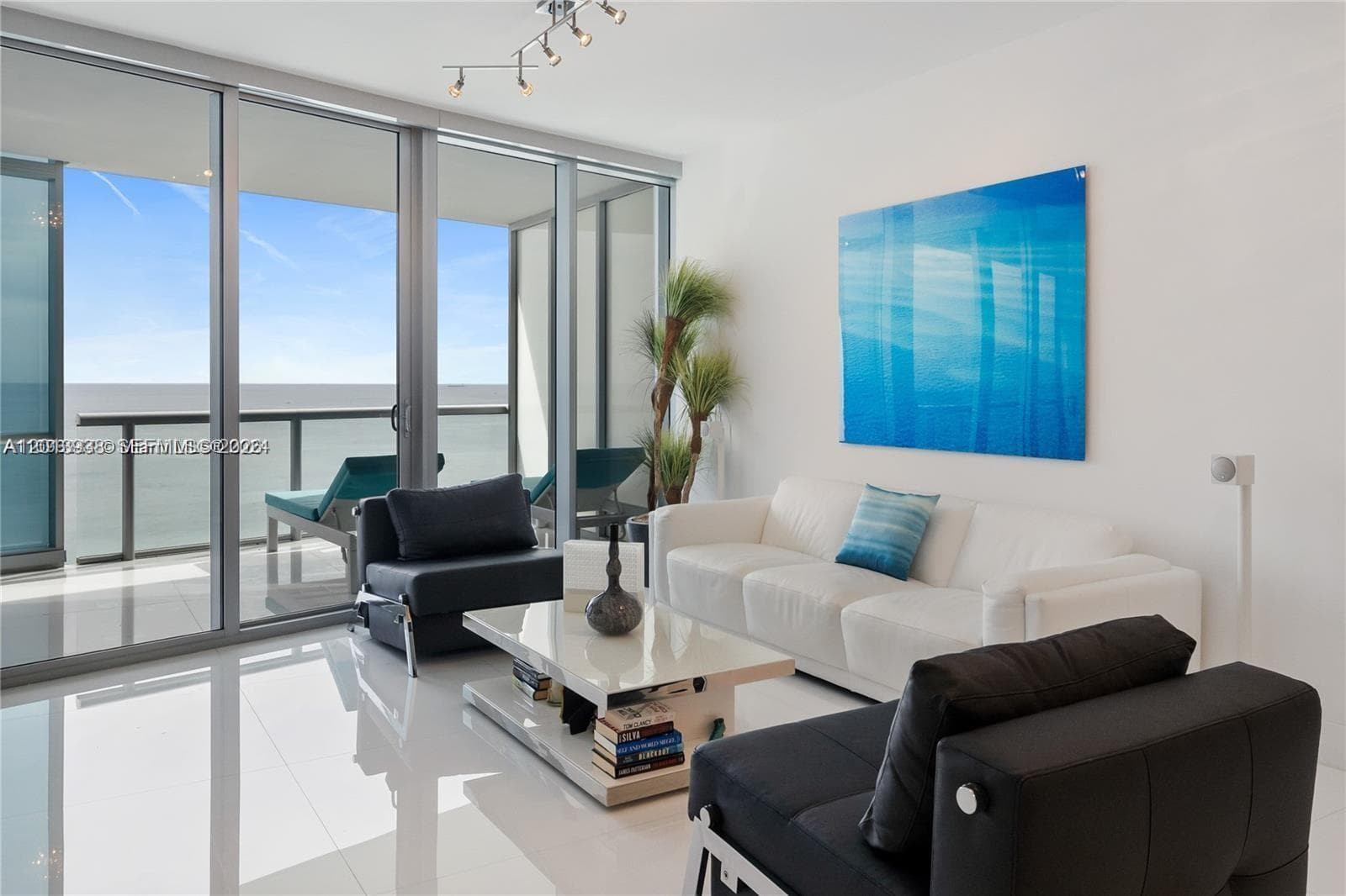 17121 Collins Ave 1703 photo 4