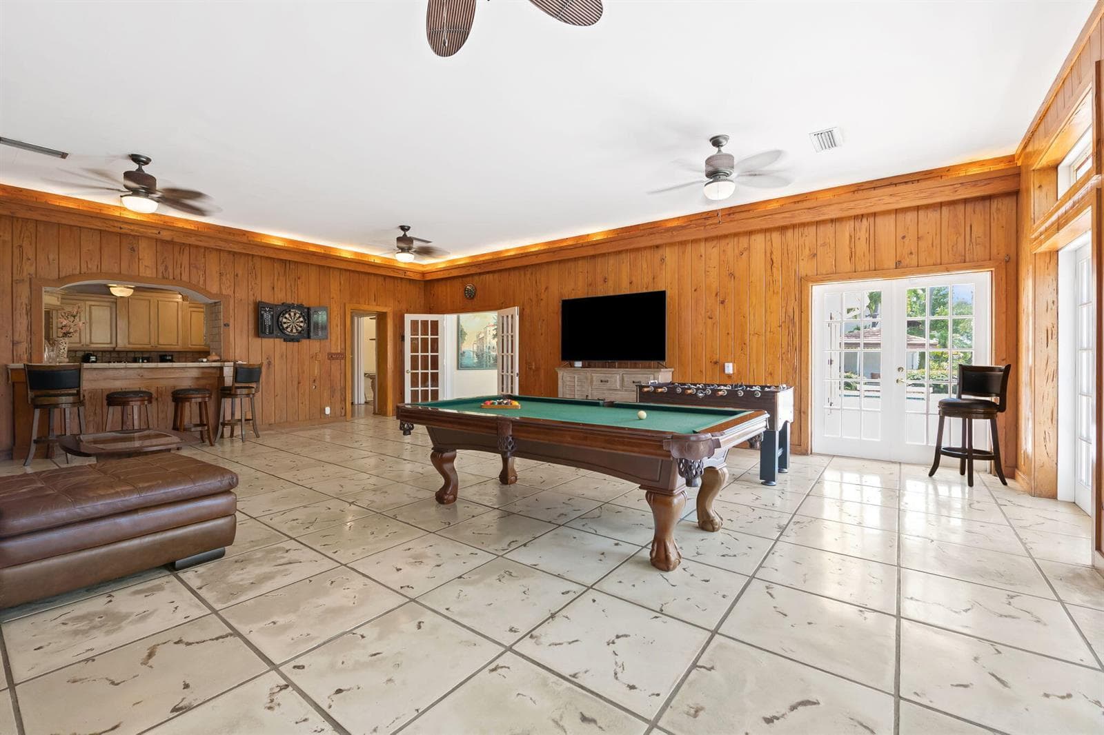 2400 Delmar Place photo 16