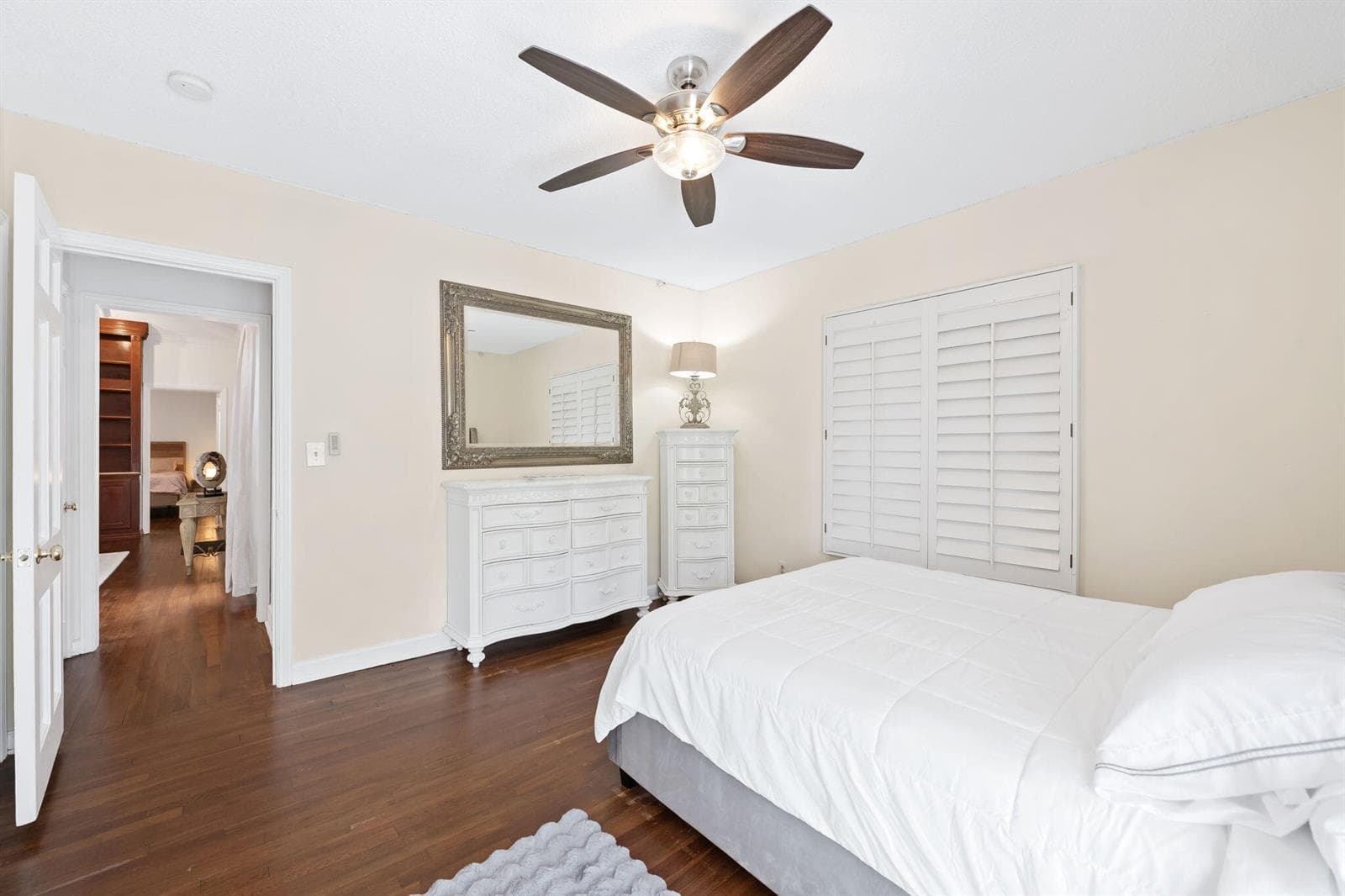 2400 Delmar Place photo 25