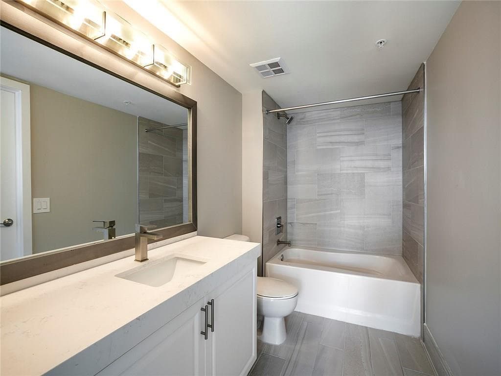 1030 Seminole Drive 1105 photo 9